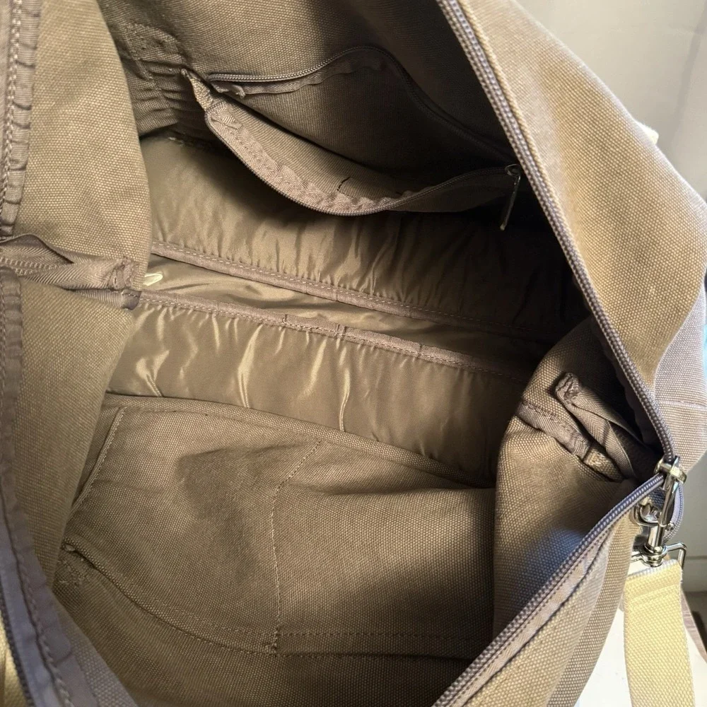Lo & Sons Canvas Gray Zipper Travel Duffle Bag W/Shoes Compartment Weekender